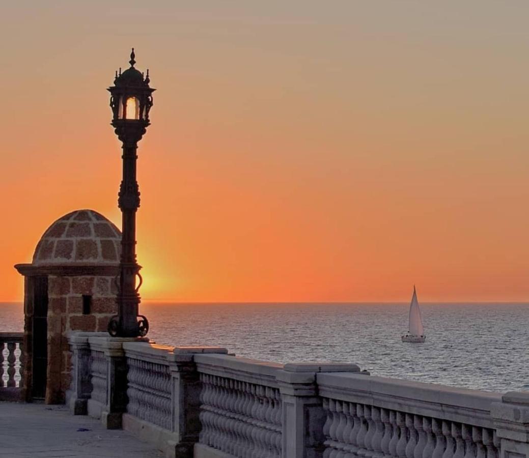 شقة El Rincon De La Caleta كاديز المظهر الخارجي الصورة